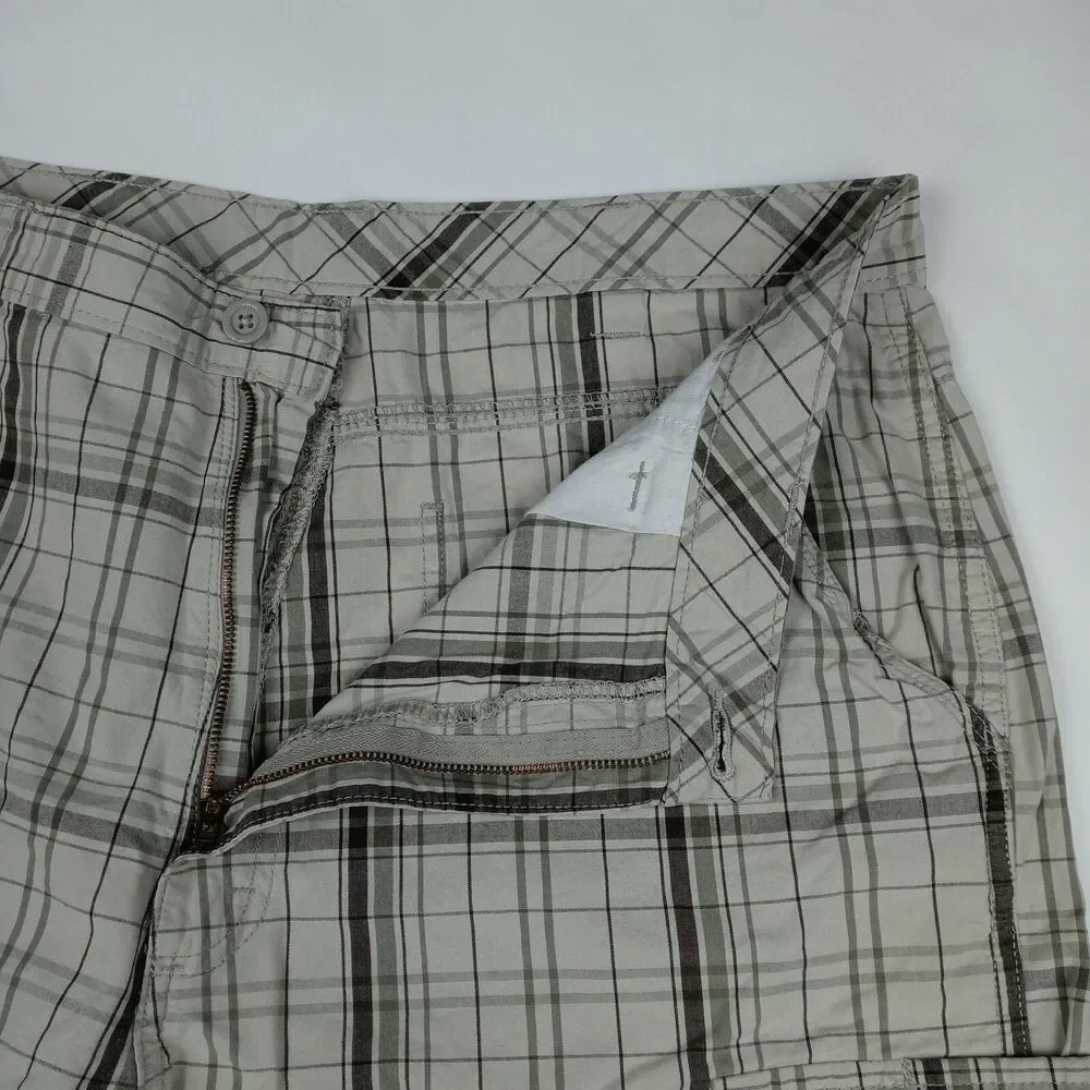 WRANGLER Plaid Shorts Cargo Pockets Men's Size 36 - Picture 3 of 7